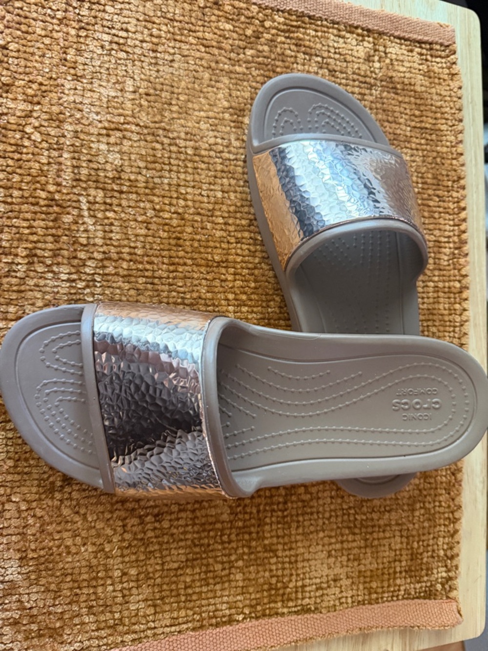 CROCS Metallic Rose Slide Sandals with Hammered Strap